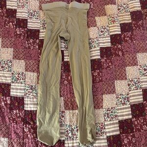 Girls’ Revolution Dancewear tights, large